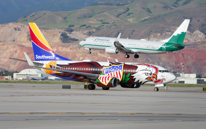 Photo of N918WN - Southwest Airlines Boeing 737-700 at SLC on AeroXplorer Aviation Database