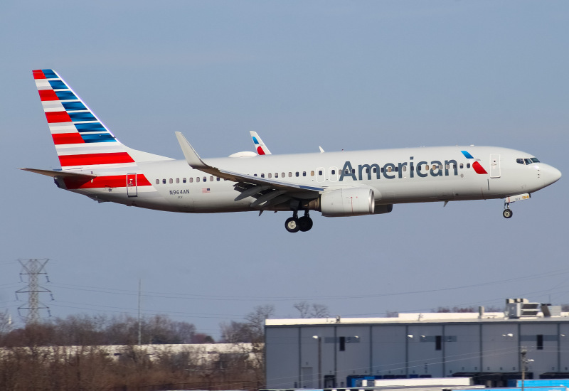 Photo of N964AN - American Airlines Boeing 737-800 at CVG on AeroXplorer Aviation Database
