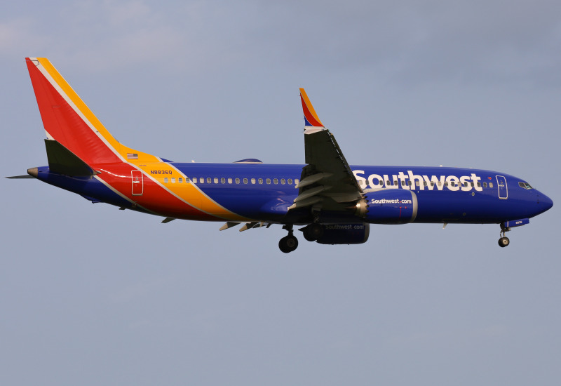 Photo of N8836Q - Southwest Airlines Boeing 737-800 at DCA on AeroXplorer Aviation Database
