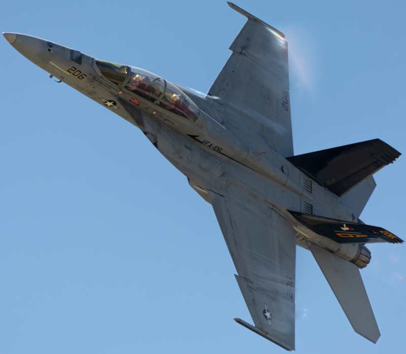 Photo of 165887 - US Navy Boeing F/A-18E/F Super Hornet at LCK on AeroXplorer Aviation Database