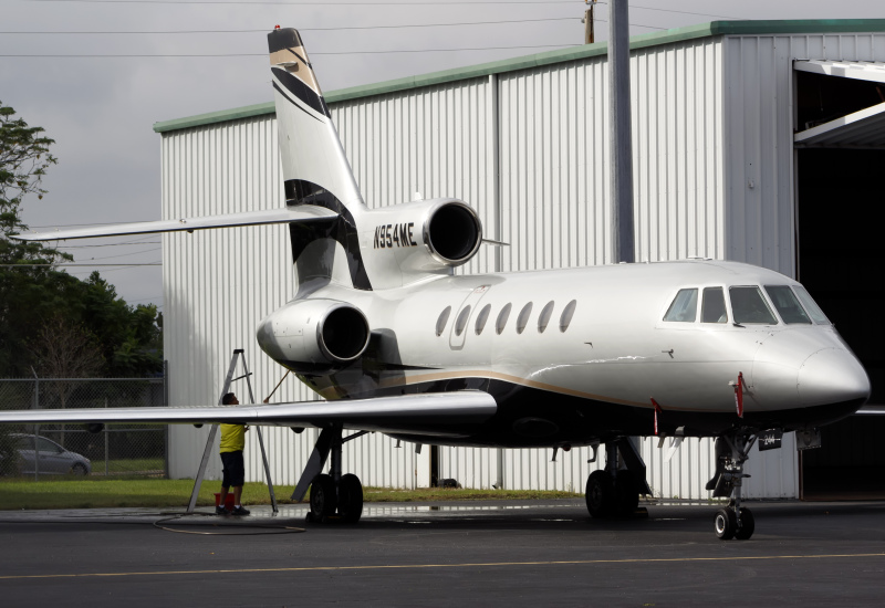 Photo of N954ME - PRIVATE Dassault Falcon 50 at ORL on AeroXplorer Aviation Database