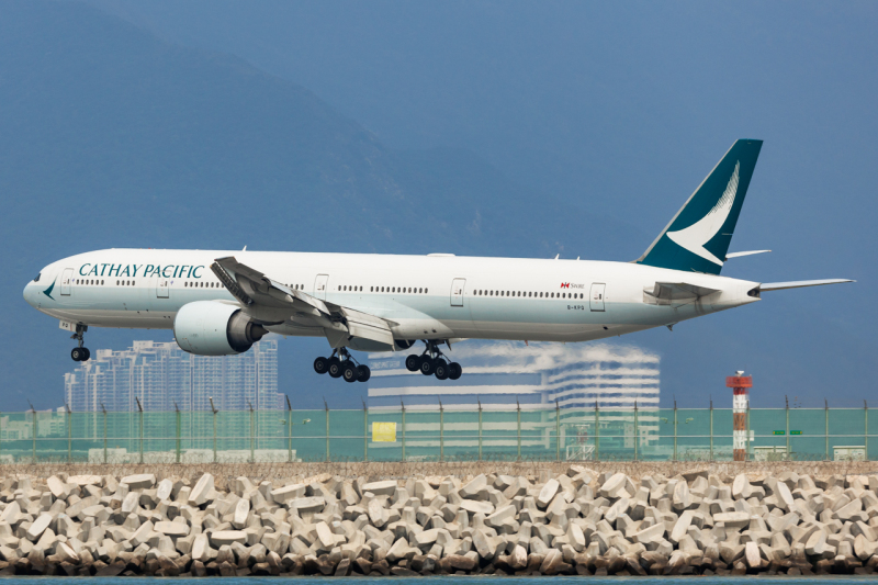 Photo of B-KPQ - Cathay Pacific Boeing 777-300ER at HKG on AeroXplorer Aviation Database