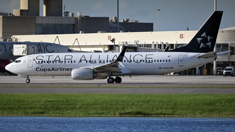 Photo of HP-1728CMP - Copa Airlines Boeing 737-800 at MCO on AeroXplorer Aviation Database