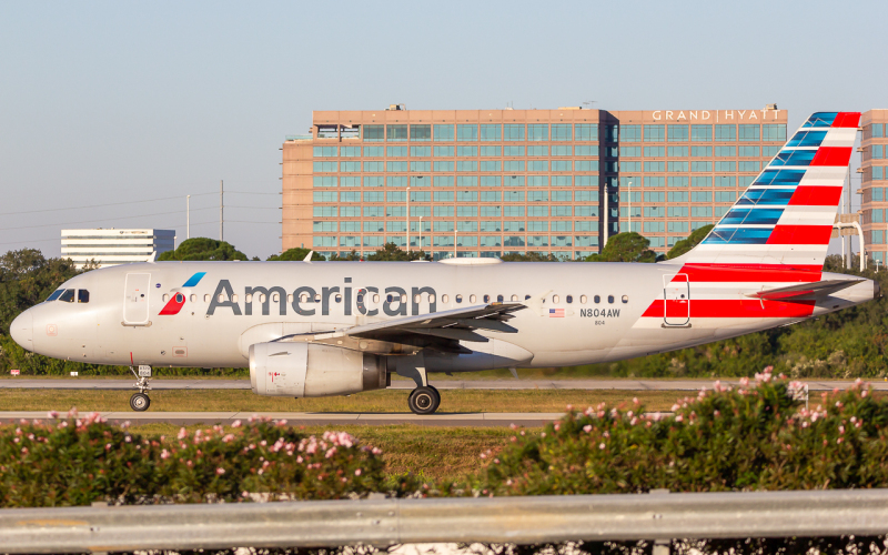 Photo of N804AW - American Airlines Airbus A319 at TPA on AeroXplorer Aviation Database