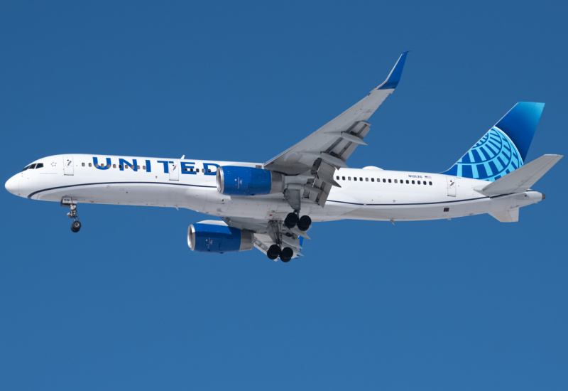 Photo of N19136 - United Airlines Boeing 757-200 at DEN on AeroXplorer Aviation Database