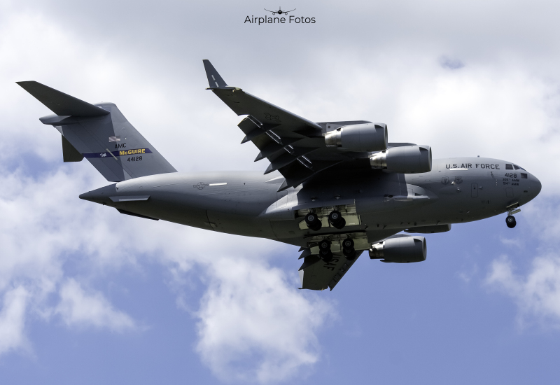 Photo of 04-4128 - United States Air Force Boeing C-17A at WRI on AeroXplorer Aviation Database