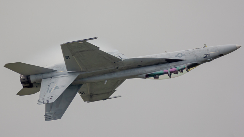 Photo of 166617 - US Navy Boeing F/A-18E/F Super Hornet at DAY on AeroXplorer Aviation Database
