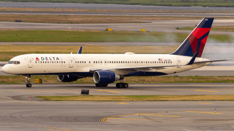 Photo of N672DL - Delta Airlines Boeing 757-200 at JFK on AeroXplorer Aviation Database