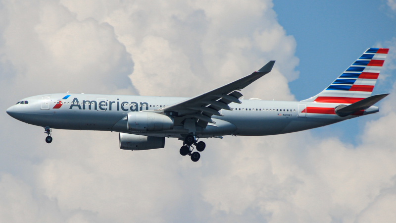 Photo of N291AY - American Airlines Airbus A330-200 at PHL on AeroXplorer Aviation Database