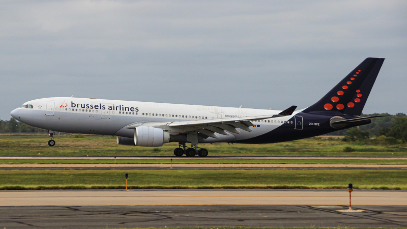 Photo of OO-SFZ - Brussels Airlines Airbus A330-200 at IAD on AeroXplorer Aviation Database