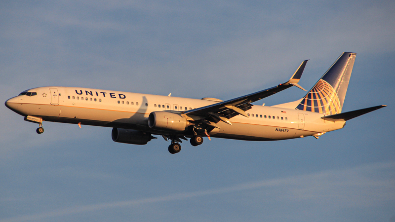 Photo of N38479 - United Airlines Boeing 737-900 at IAD on AeroXplorer Aviation Database