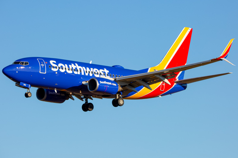 Photo of N283WN - Southwest Airlines Boeing 737-700 at BWI on AeroXplorer Aviation Database