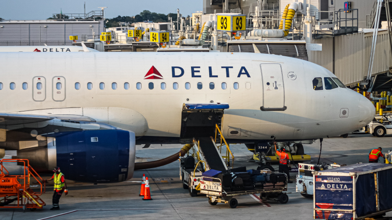Photo of N344NW - Delta Airlines Airbus A320 at LGA on AeroXplorer Aviation Database