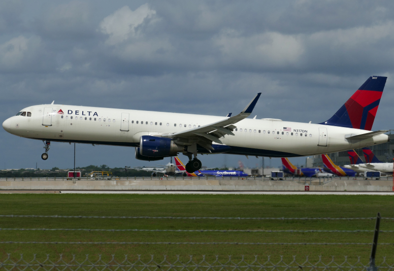 Photo of N317DN - Delta Airlines Airbus A321-200 at AUS on AeroXplorer Aviation Database
