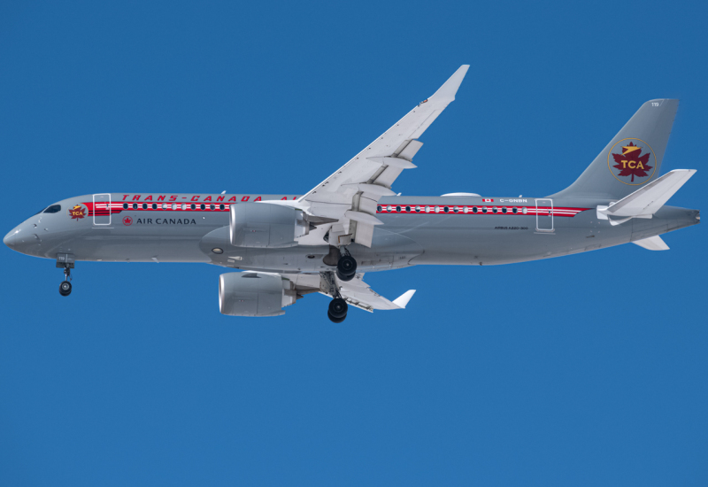 Photo of C-GNBN - Air Canada Airbus A220-300 at DEN on AeroXplorer Aviation Database