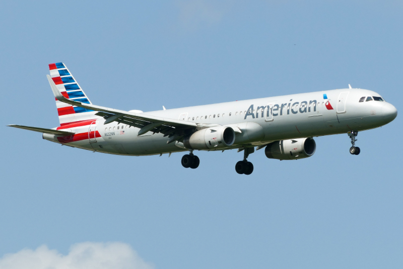 Photo of N122NN - American Airlines Airbus A321-200 at AUS on AeroXplorer Aviation Database
