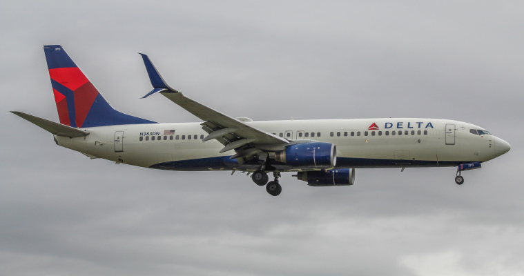 Photo of N383DN - Delta Airlines Boeing 737-800 at YYZ on AeroXplorer Aviation Database