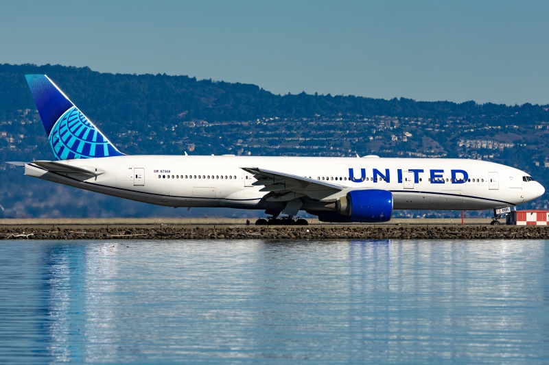 Photo of N79011 - United Airlines Boeing 777-200ER at SFO on AeroXplorer Aviation Database