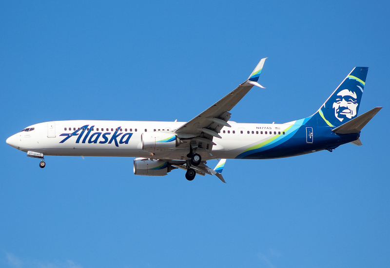 Photo of N477AS - Alaska Airlines Boeing 737-900ER at ORD on AeroXplorer Aviation Database