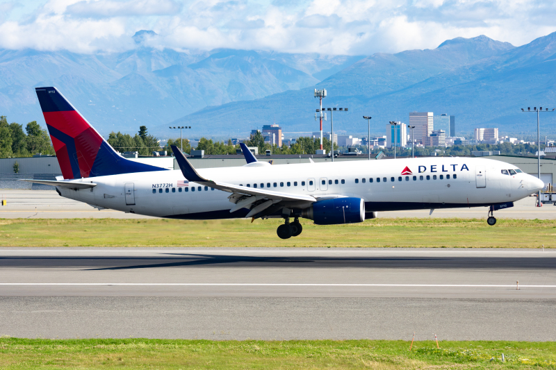 Photo of N3772H - Delta Airlines Boeing 737-800 at ANC on AeroXplorer Aviation Database