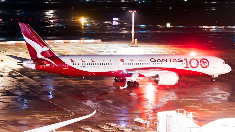 Photo of VH-ZNJ - Qantas Airways Boeing 787-9 at SYD on AeroXplorer Aviation Database