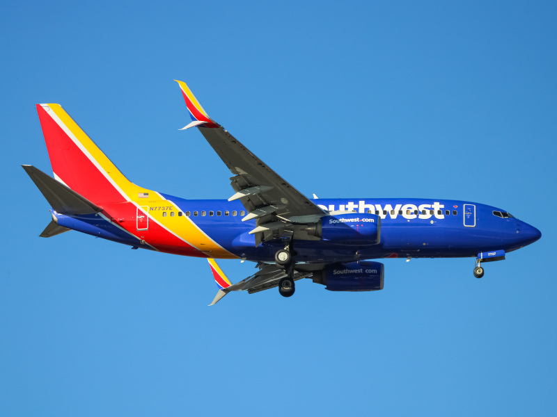 Photo of N7737E - Southwest Airlines Boeing 737-700 at BWI on AeroXplorer Aviation Database
