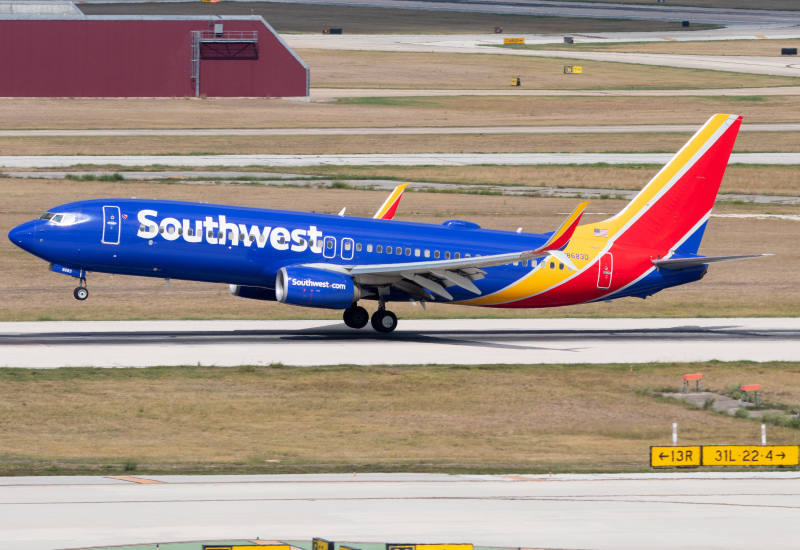 Photo of N8583D - Southwest Airlines Boeing 737-800 at SAT on AeroXplorer Aviation Database
