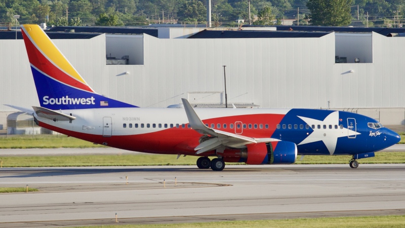 Photo of N931WN - Southwest Boeing 737-700 at CMH on AeroXplorer Aviation Database
