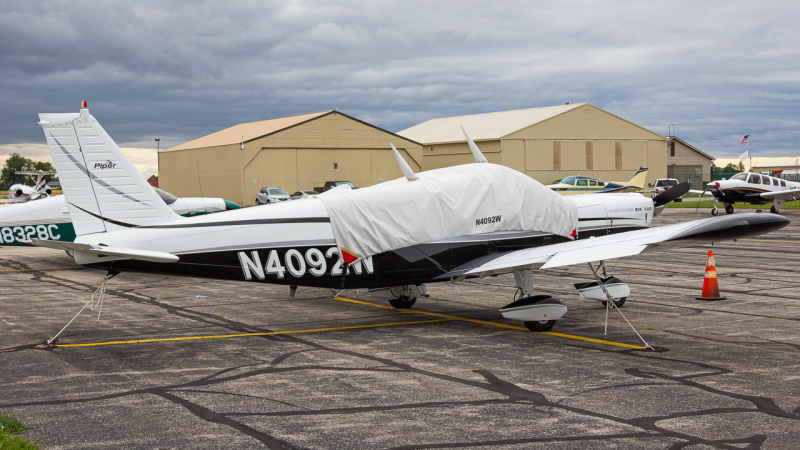 Photo of N4092W - PRIVATE Piper 32 Saratoga/Lance at DLZ on AeroXplorer Aviation Database