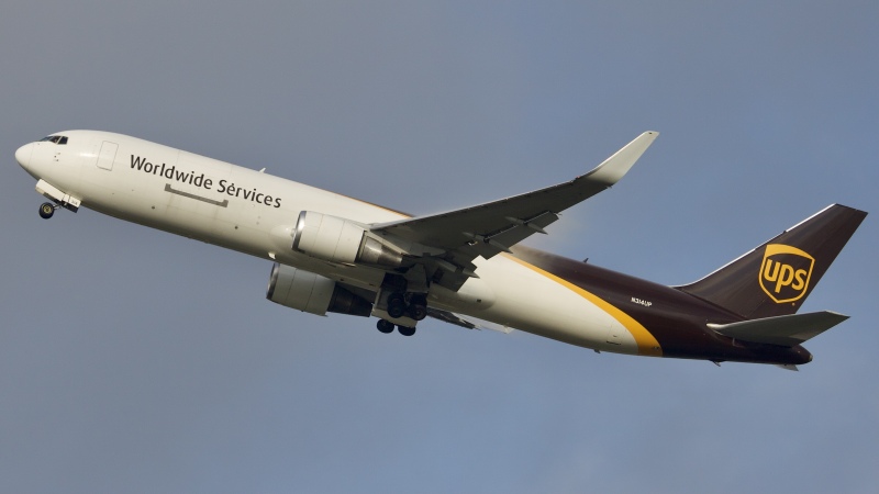 Photo of N314UP - United Parcel Service Boeing 767-300F at IAH on AeroXplorer Aviation Database