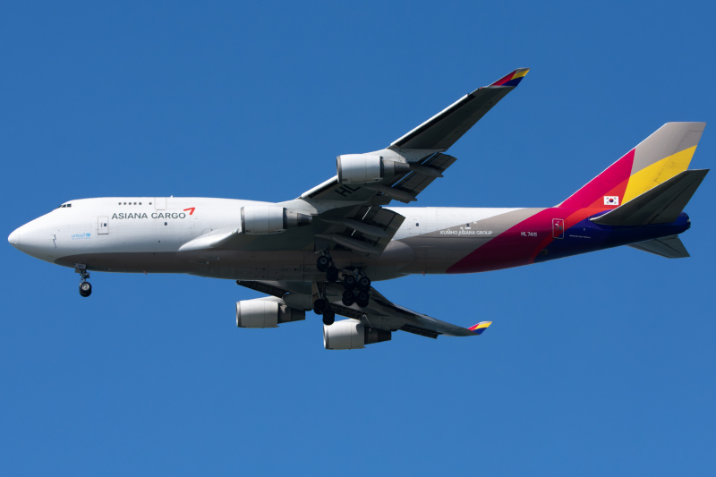 Photo of HL7415 - Asiana Airlines Cargo Boeing 747-400F at SFO on AeroXplorer Aviation Database