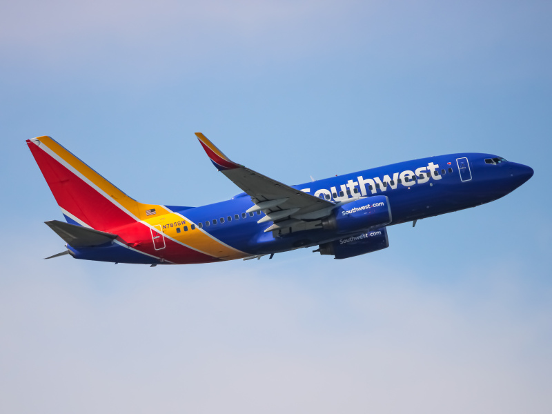 Photo of N785SW - Southwest Airlines Boeing 737-700 at BWI on AeroXplorer Aviation Database