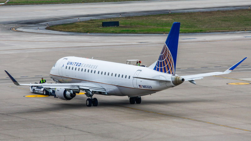 Photo of N85323 - United Express Embraer E175 at IAH on AeroXplorer Aviation Database