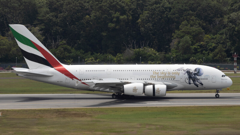 Photo of A6-EEH - Emirates Airbus A380-800 at SIN on AeroXplorer Aviation Database