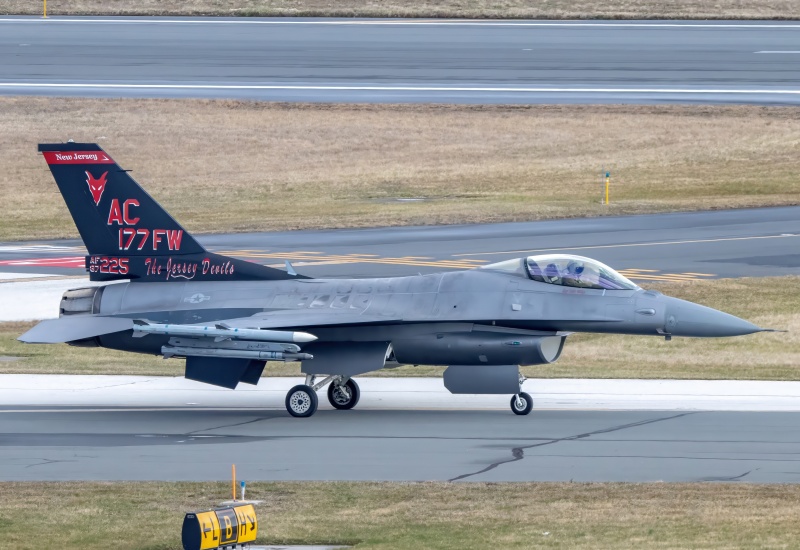 Photo of 87-0225 - USAF - United States Air Force General Dynamics F-16 Fighting Falcon at ACY on AeroXplorer Aviation Database