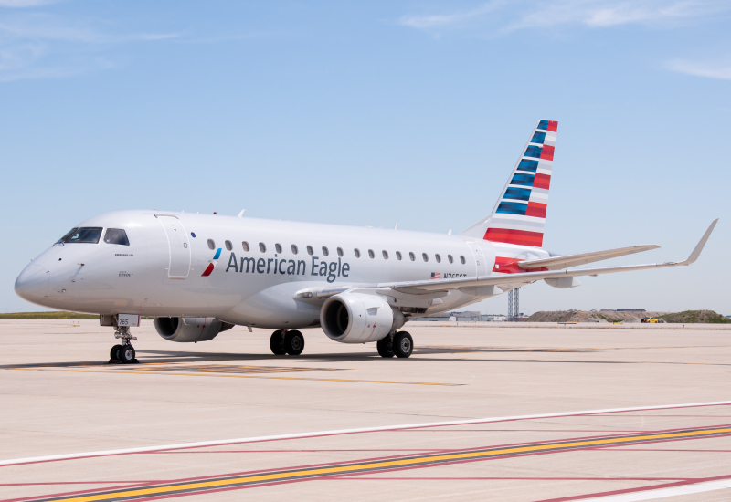 Photo of N765ST - American Eagle Embraer E175 at ORD on AeroXplorer Aviation Database