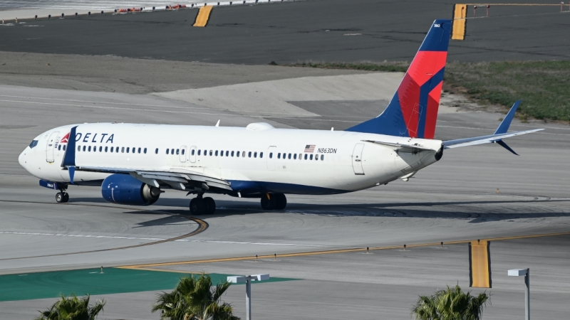 Photo of N863DN - Delta Airlines Boeing 737-900ER at KLAX on AeroXplorer Aviation Database