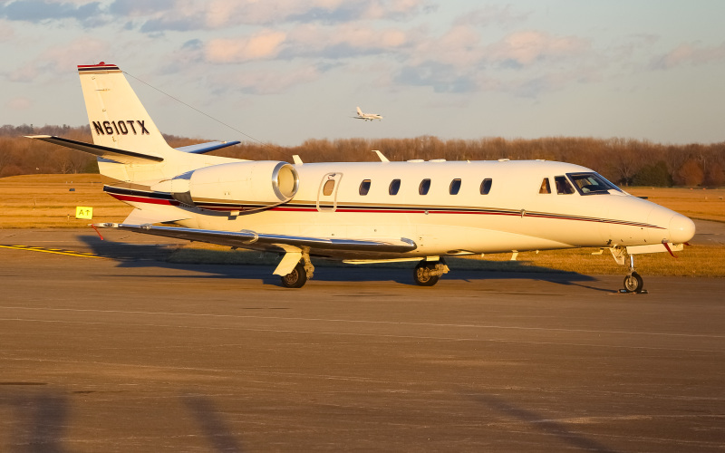 Photo of N610TX - PRIVATE  Cessna Citation 560XL Excel at LUK on AeroXplorer Aviation Database