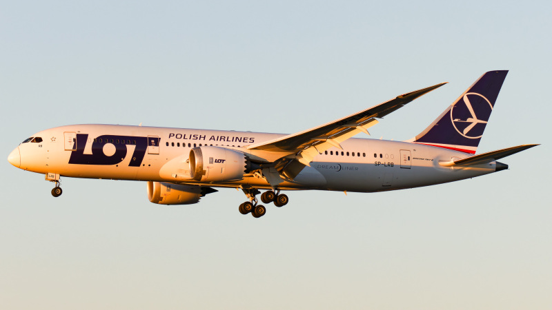 Photo of SP-LRB - LOT Polish Airlines Boeing 787-8 at MIA on AeroXplorer Aviation Database