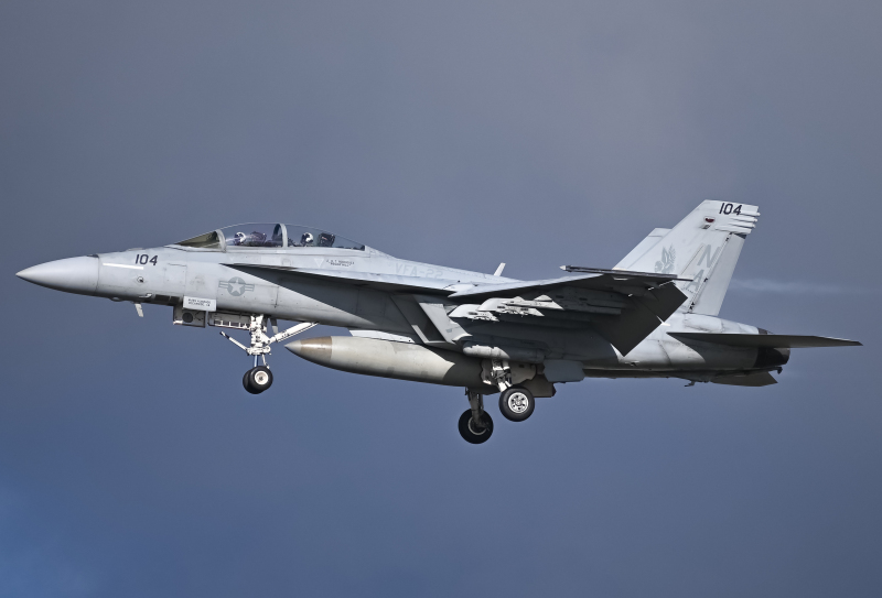 Photo of 168489 - USN - United States Navy Boeing F/A-18E/F Super Hornet at NZY on AeroXplorer Aviation Database