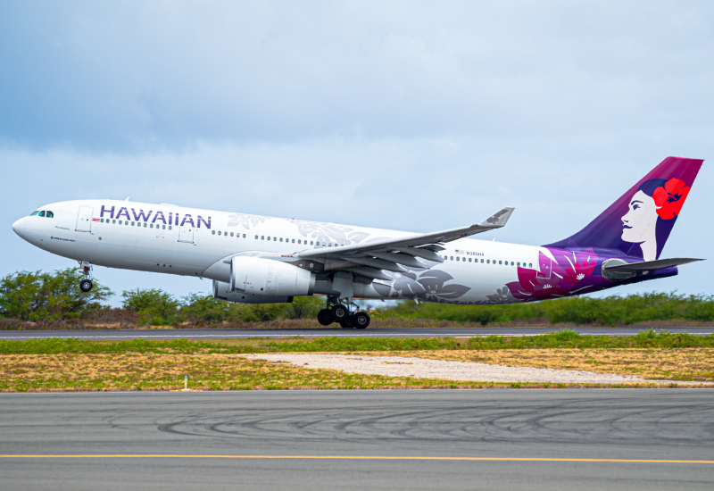 Photo of N385HA - Hawaiian Airlines Airbus A330-200 at HNL on AeroXplorer Aviation Database