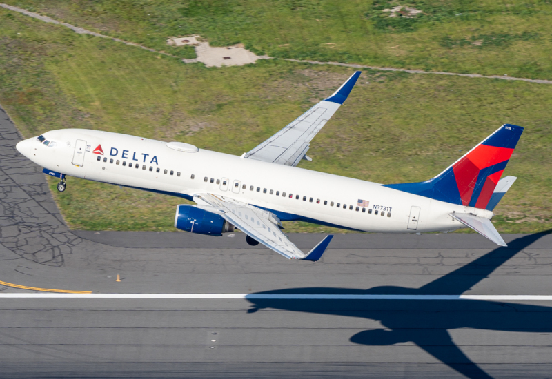 Photo of N3731T - Delta Airlines Boeing 737-800 at BOS on AeroXplorer Aviation Database