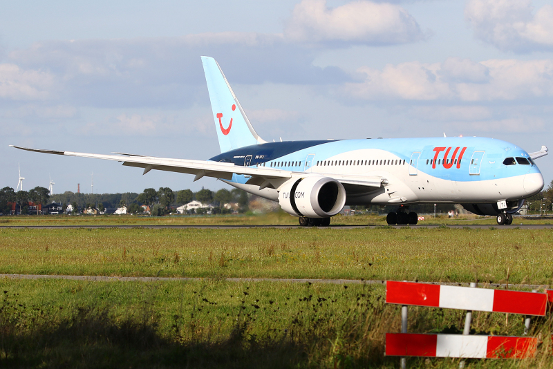 Photo of PH-TFJ - TUI Fly Boeing 787-8 at AMS on AeroXplorer Aviation Database