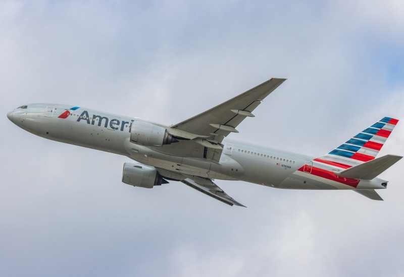 Photo of N783AN - American Airlines Boeing 777-200ER at PHL on AeroXplorer Aviation Database