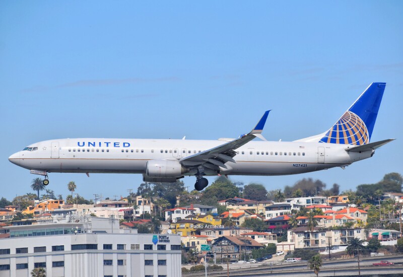 Photo of N27421 - United Airlines Boeing 737-924ER at SAN on AeroXplorer Aviation Database