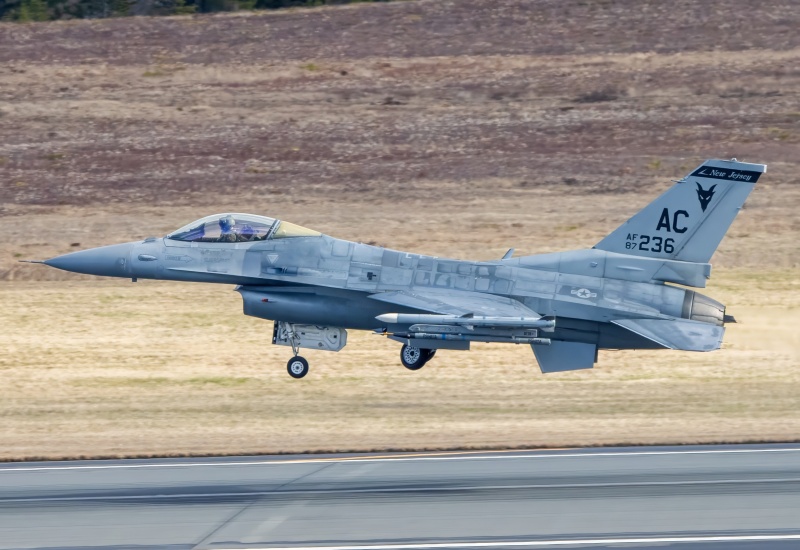 Photo of 87-0236 - USAF - United States Air Force General Dynamics F-16 Fighting Falcon at ACY on AeroXplorer Aviation Database