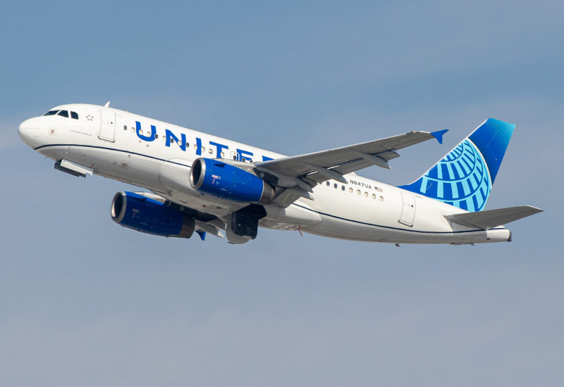 Photo of N847UA - United Airlines  Airbus A319 at LAX on AeroXplorer Aviation Database