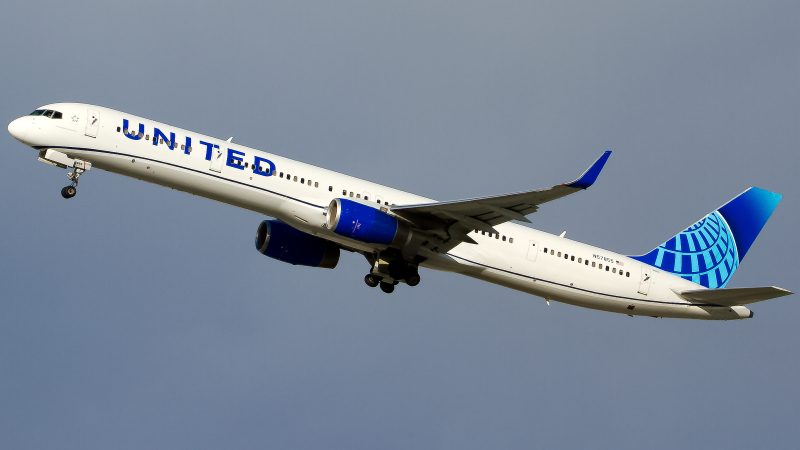 Photo of N57855 - United Airlines Boeing 757-300 at LAX on AeroXplorer Aviation Database