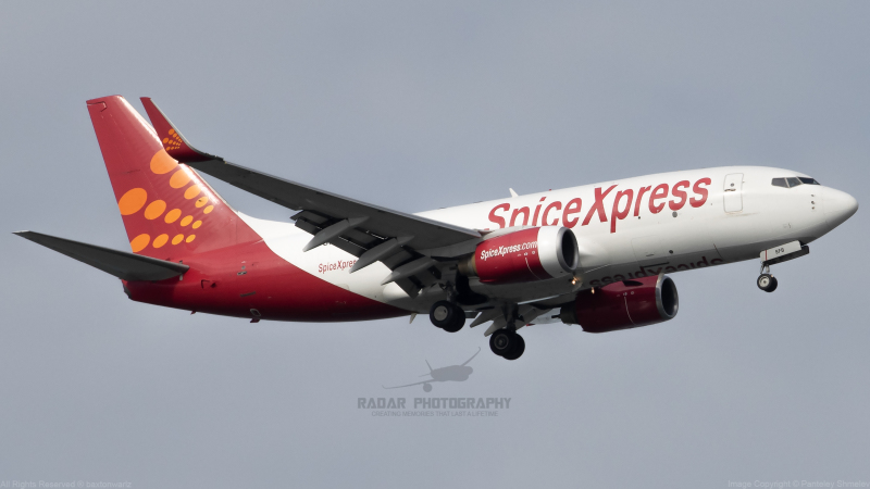 Photo of VT-SFB - Spicejet Boeing 737-700 at SIN on AeroXplorer Aviation Database