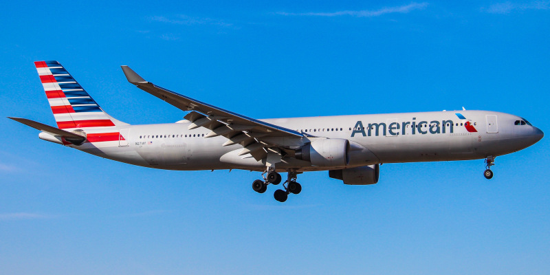 Photo of N271AY - American Airlines Airbus A330-300 at PHL on AeroXplorer Aviation Database